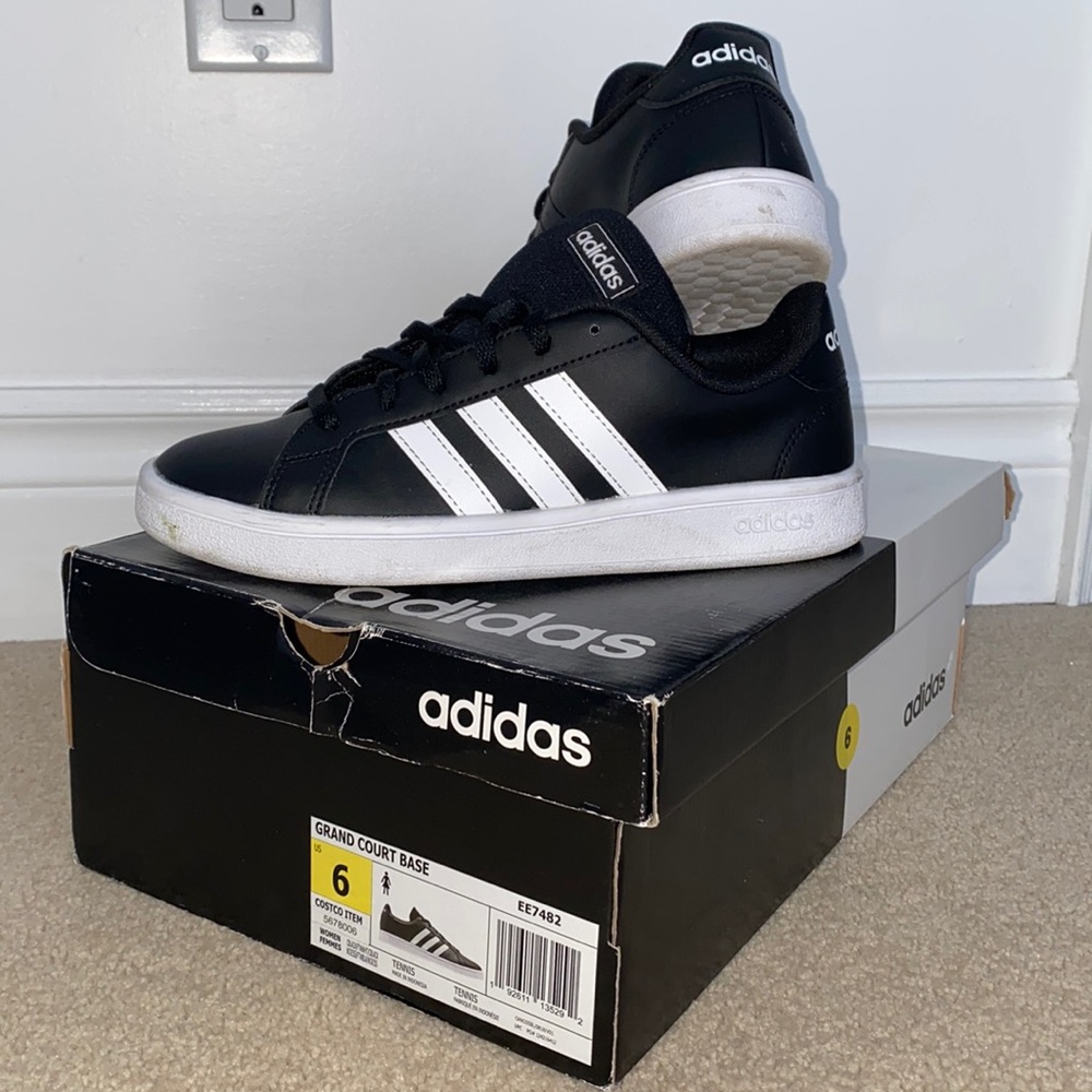 Adidas’s woman shoes